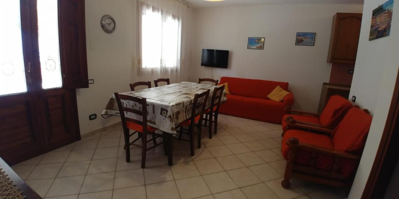 Casa Giovanna Porto Pino Ngoại thất bức ảnh